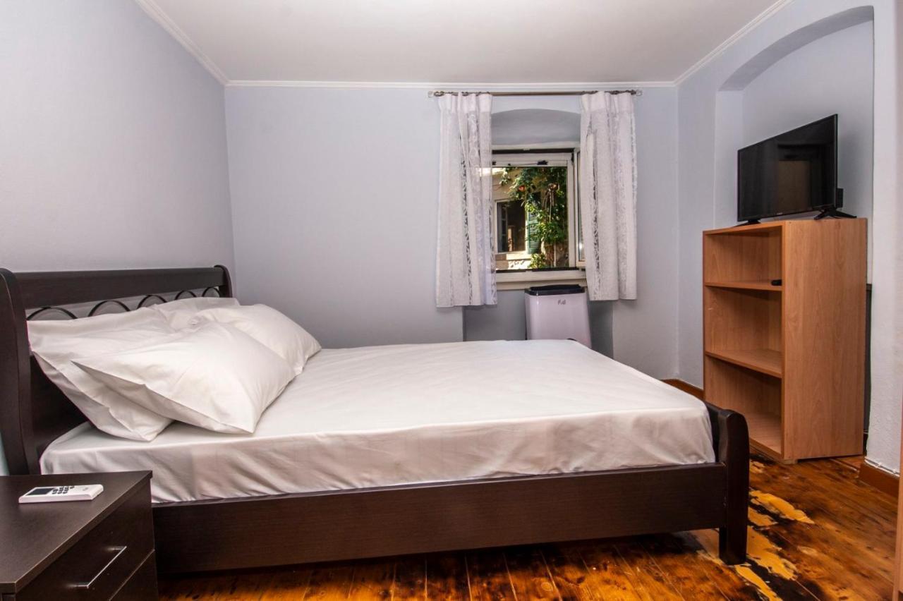 Polixenis House Corfu (city)