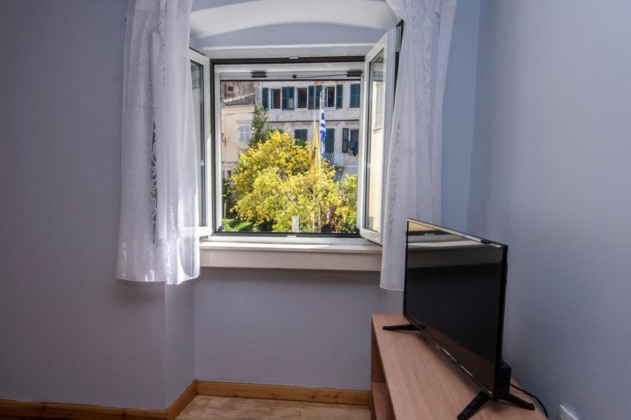 דירה Polixenis House *