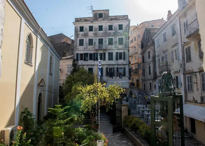 Polixenis House
